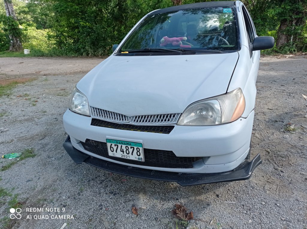 Usado Toyota Yaris 2000