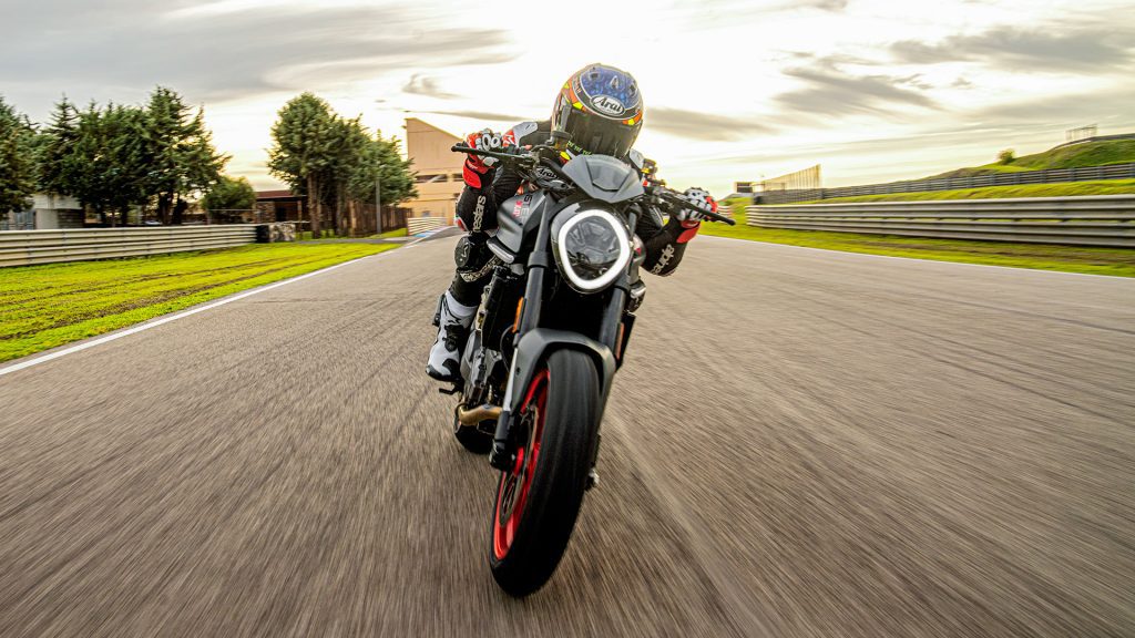 Nueva Ducati Monster