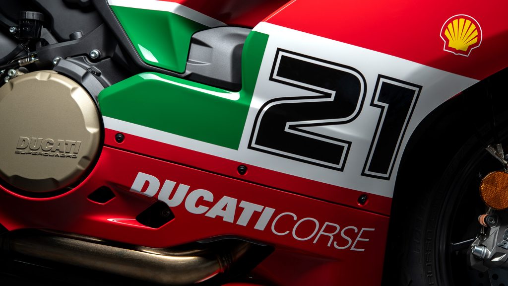 Troy-Bayliss-05-Gallery-dettaglio-1920x1080