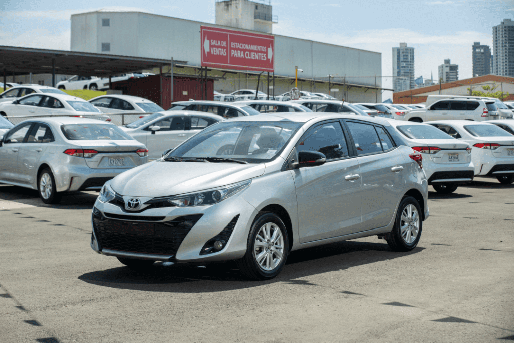 Certificado Toyota Yaris Hatchback 2020 | CZ9948