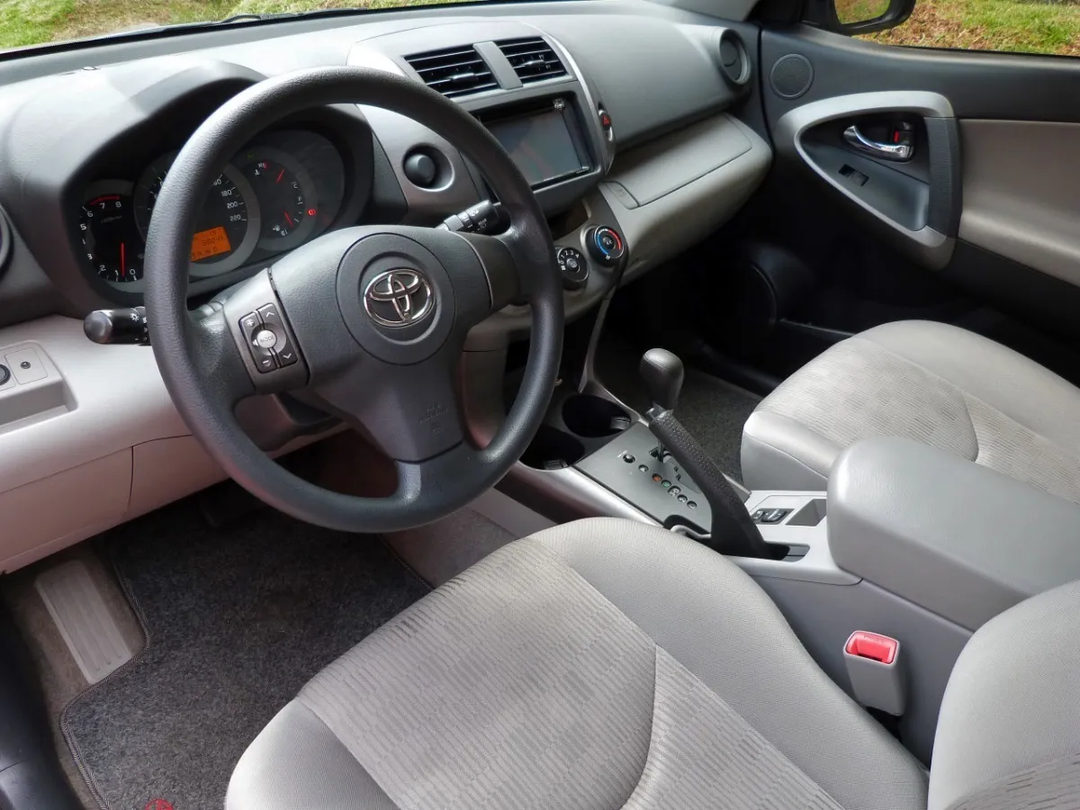 Usado Toyota RAV4 2010