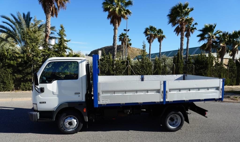 Usado Nissan CABSTAR 2009